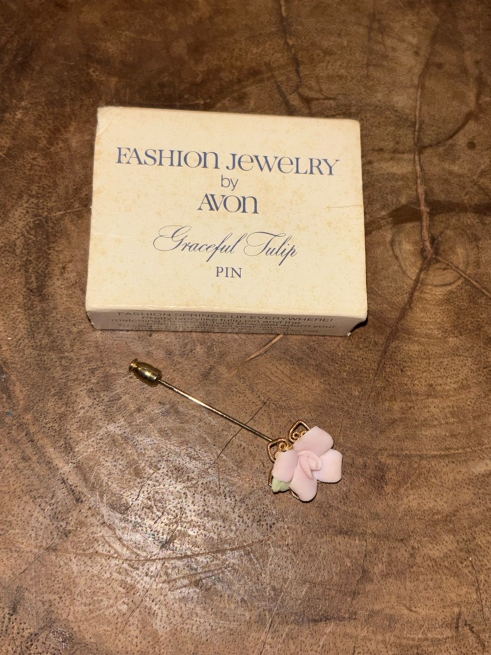Avon Pink and Green Enamel Floral Stick Pin and Original Box - Picture 4 of 5